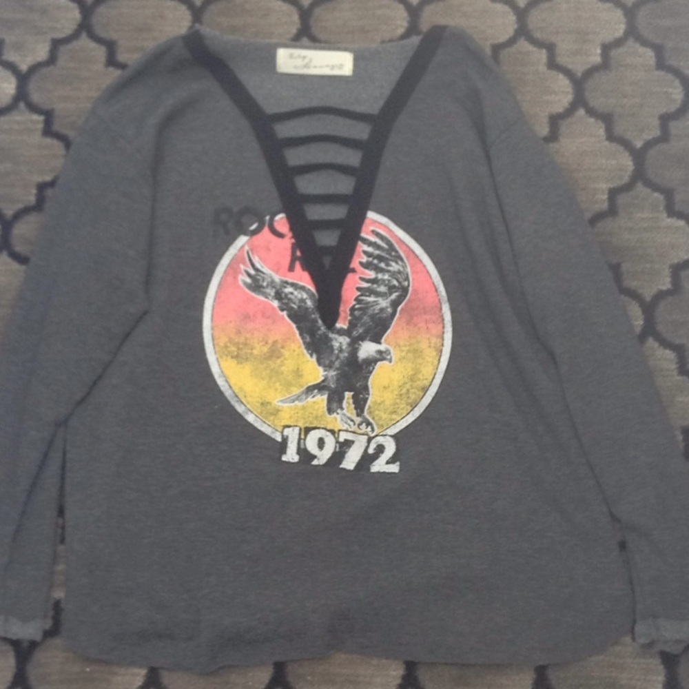 Vintage Havana rock and roll top